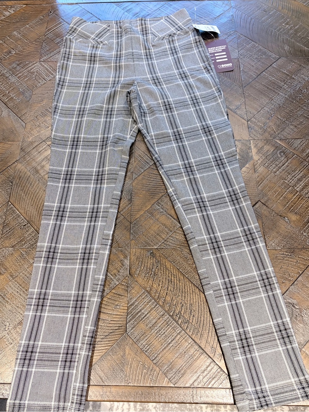 Gray Plaid Wimen’s Stretch Pull-On Pants
